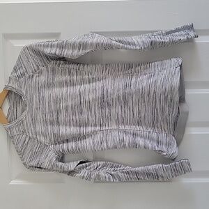 Lululemon Long Sleeve top